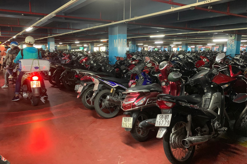 Gửi xe máy ở đâu khi tới sân bay Nội Bài?
